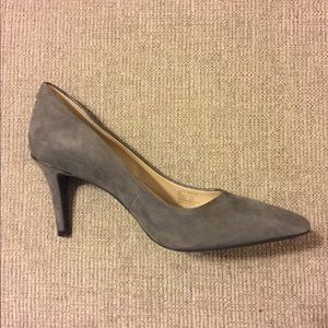 Jones New York Suede Pump